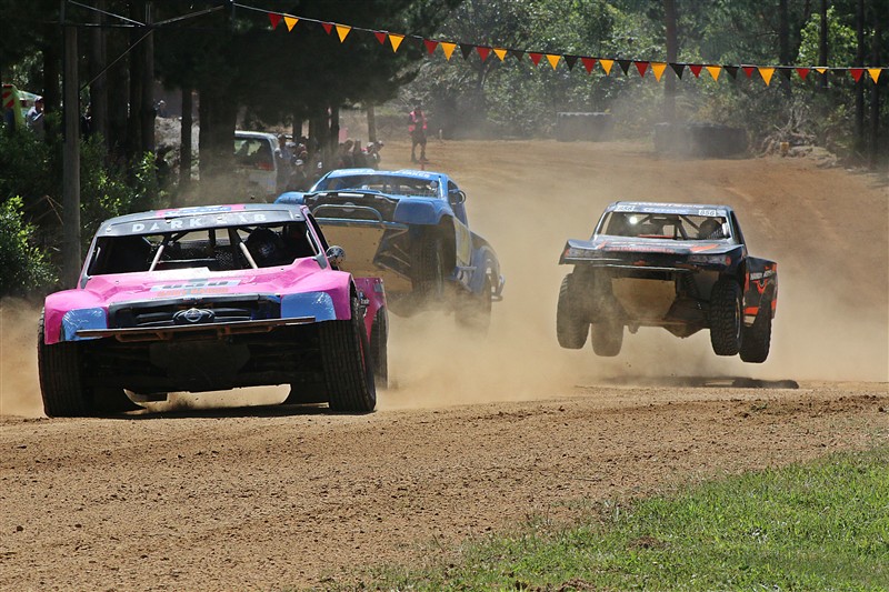 Outshouring Racing Hall wins offroad racing championship | Motor Equipment News